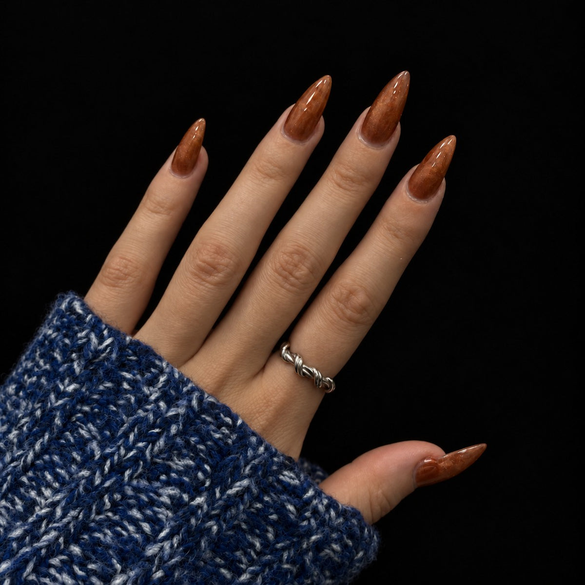 Anillo de plata esterlina con diseño de espiral
